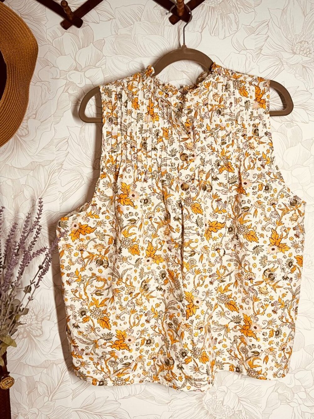 Floral Sleeveless 3x Blouse by J. Crew With Ruffle Neckline & Button Detail